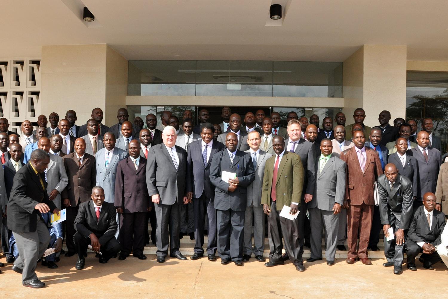 Apostel und Bischöfe aus Kenia