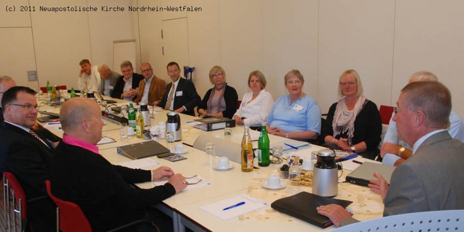 Vertreter aus neuapostolischen Gebietskirchen trafen sich in Dortmund