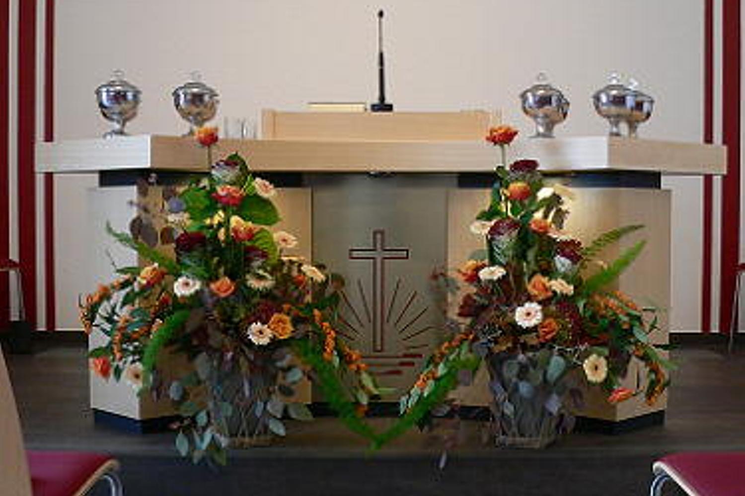 Der neue Altar der Gemeinde Wunstorf