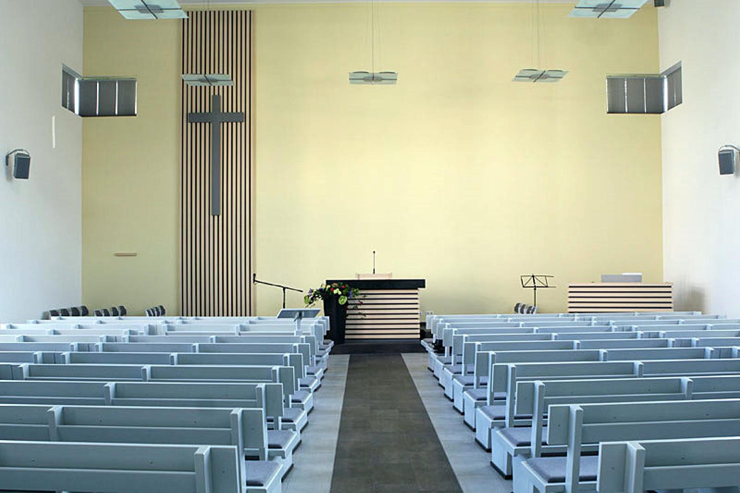 Knapp 300 Sitzplätze bietet die neue Kirche (Fotos: NAK MD)