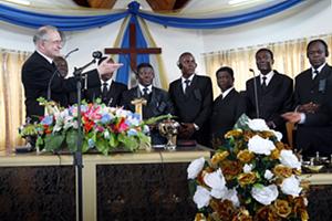 Ordinationen und Ruhesetzungen in Westafrika (Foto: NAK Süd)