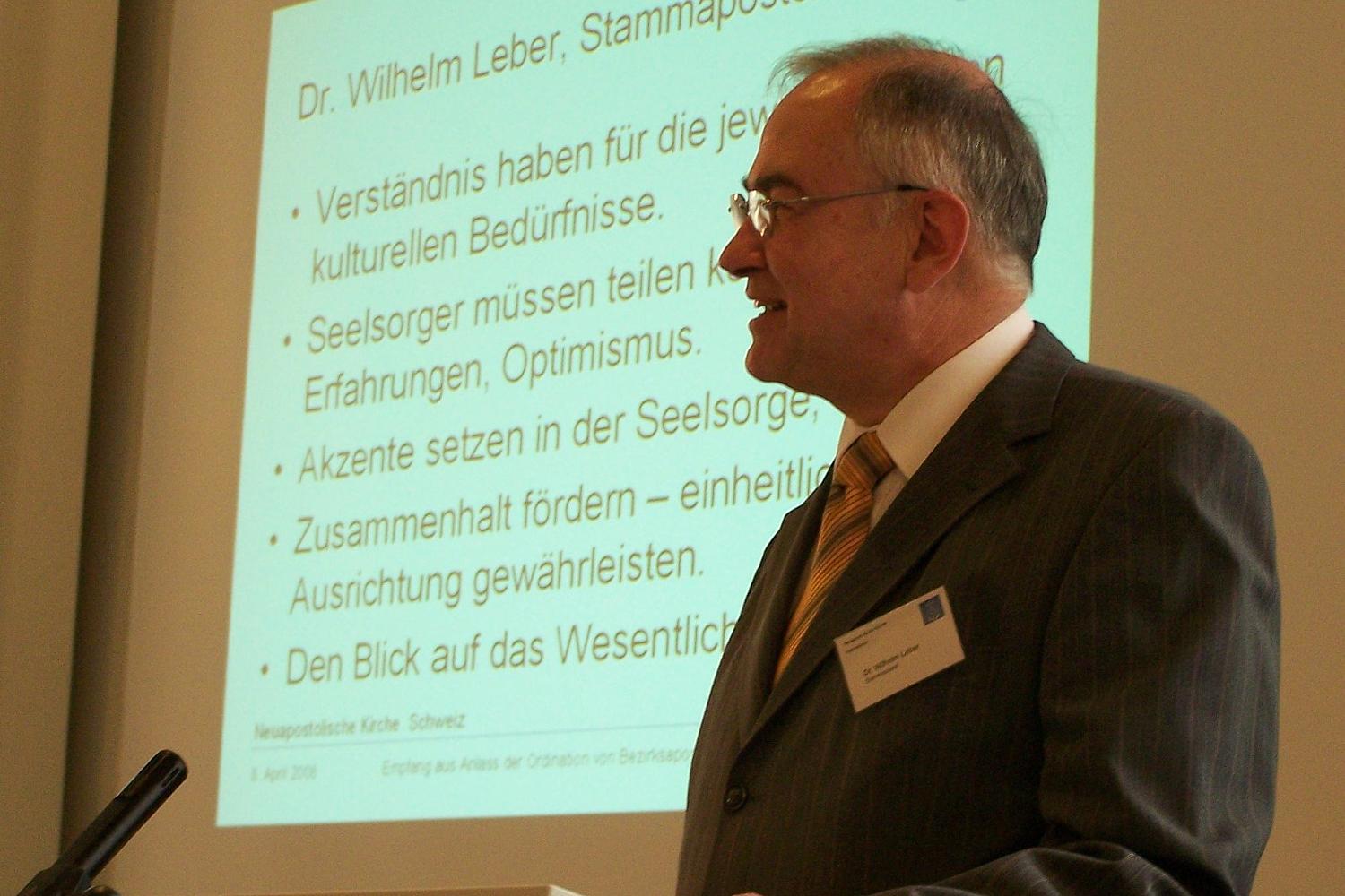 Stammapostel Wilhelm Leber: "Ich freue mich auf die Zusammenarbeit" (Fotos: NAKI)