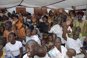 Congregation in Bangui, Centrafrique
